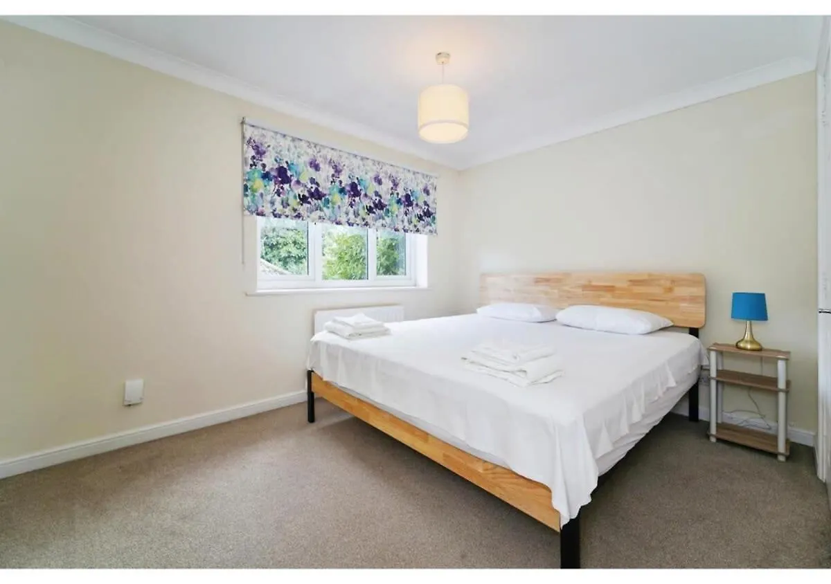 Сasa de vacaciones Charming Uxbridge 3Br Home With Parking